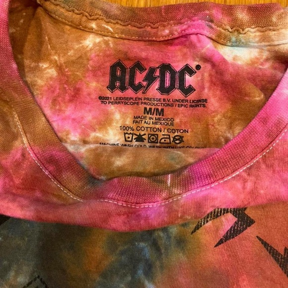 AC DC Graphic Tee Unisex - Picture 4 of 4